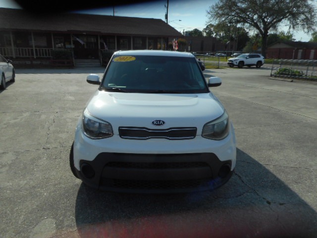 photo of 2017 KIA SOUL BASE 4 DOOR WAGON